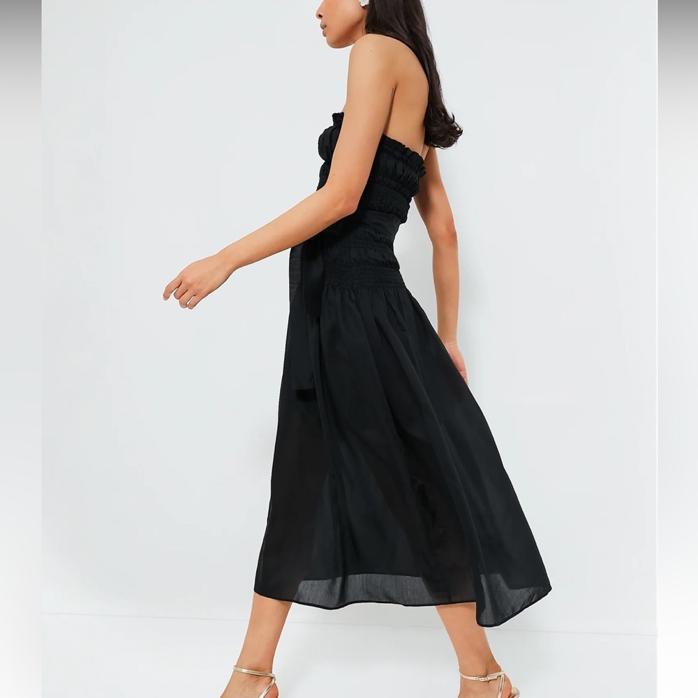 MOON RIVER

Black Ruched Tie Front Dress - Picture 3 of 11